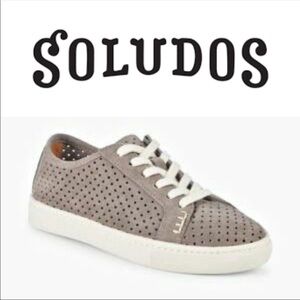 Soludos Perforated Lace-up Sneakers‎
